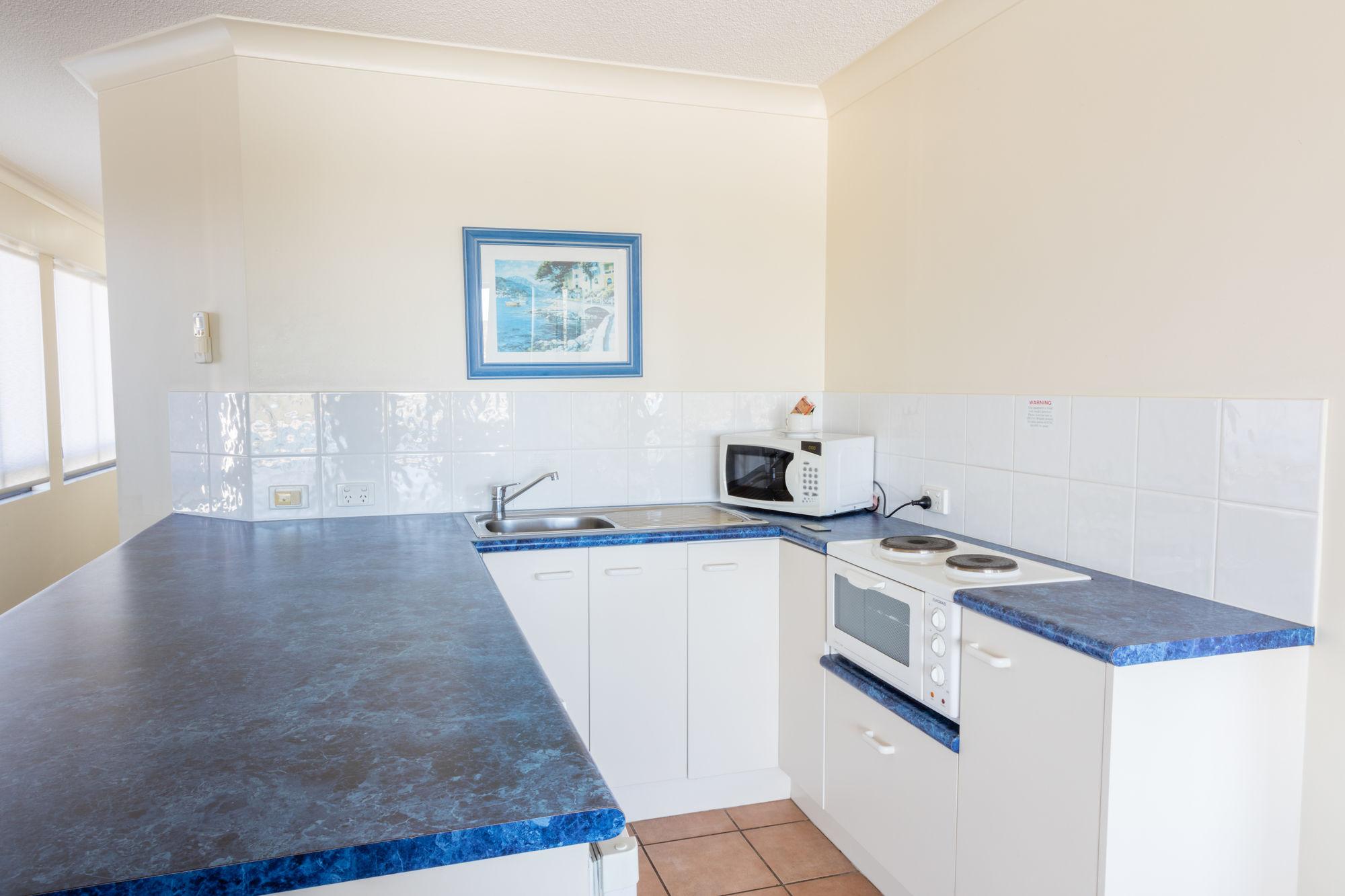 Belaire Place Motel Apartments Caloundra Bagian luar foto