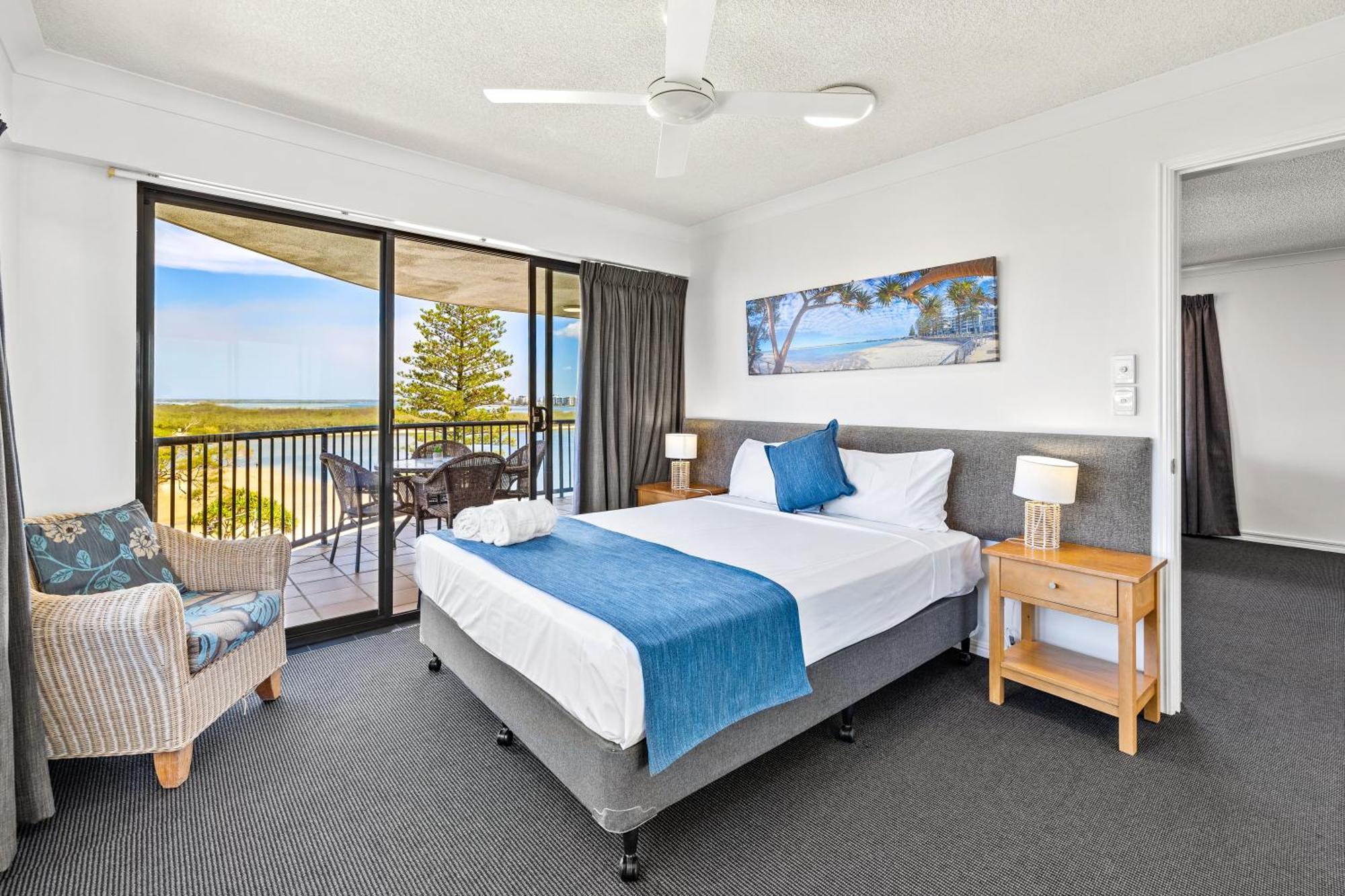 Belaire Place Motel Apartments Caloundra Bagian luar foto