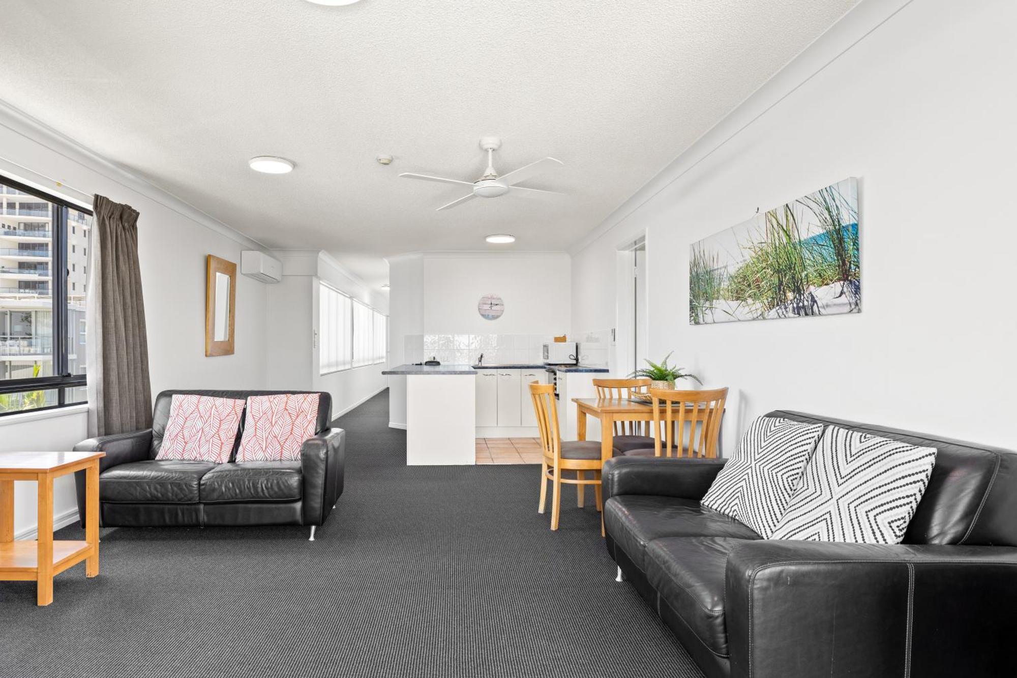 Belaire Place Motel Apartments Caloundra Bagian luar foto