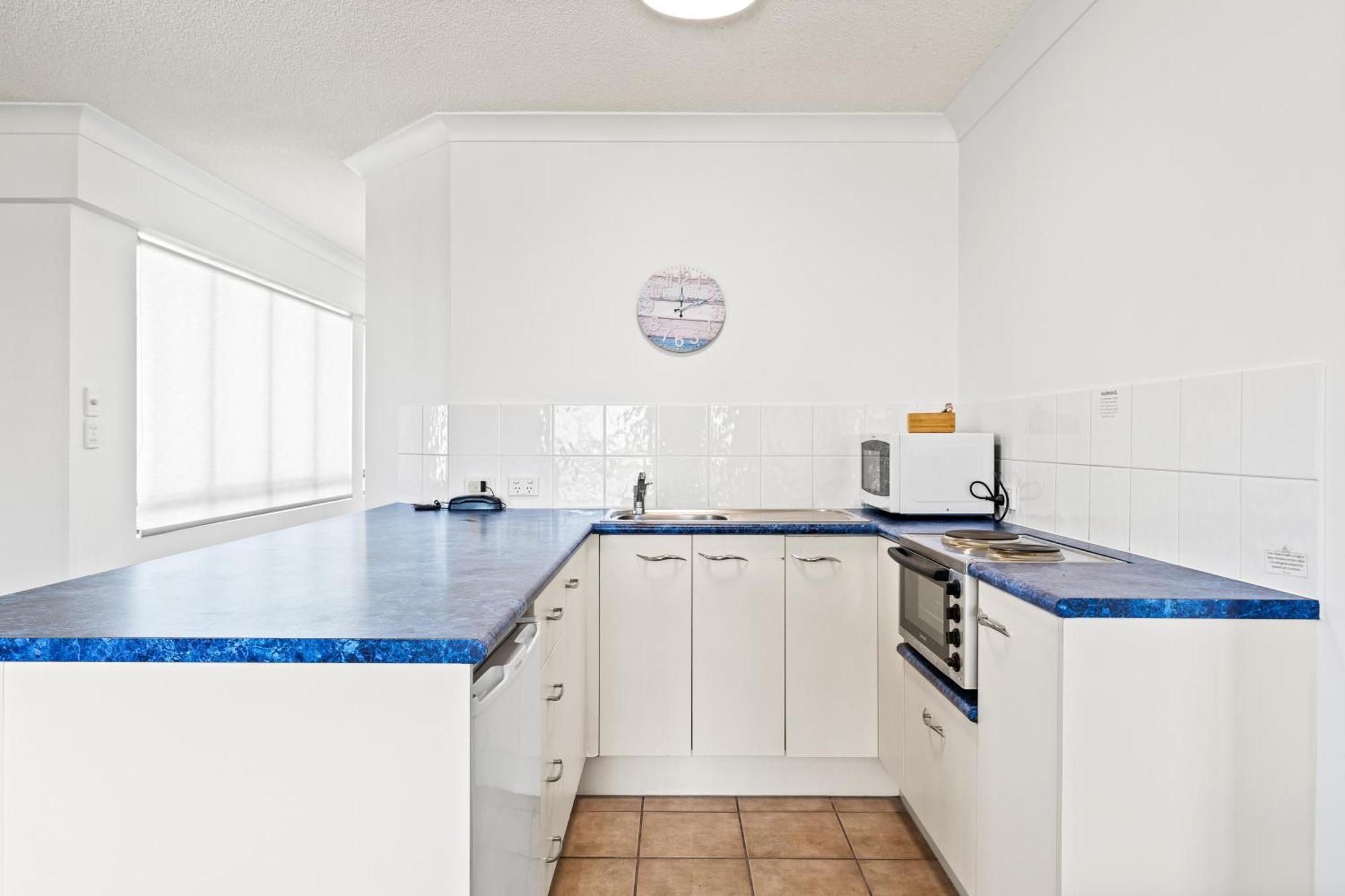 Belaire Place Motel Apartments Caloundra Bagian luar foto