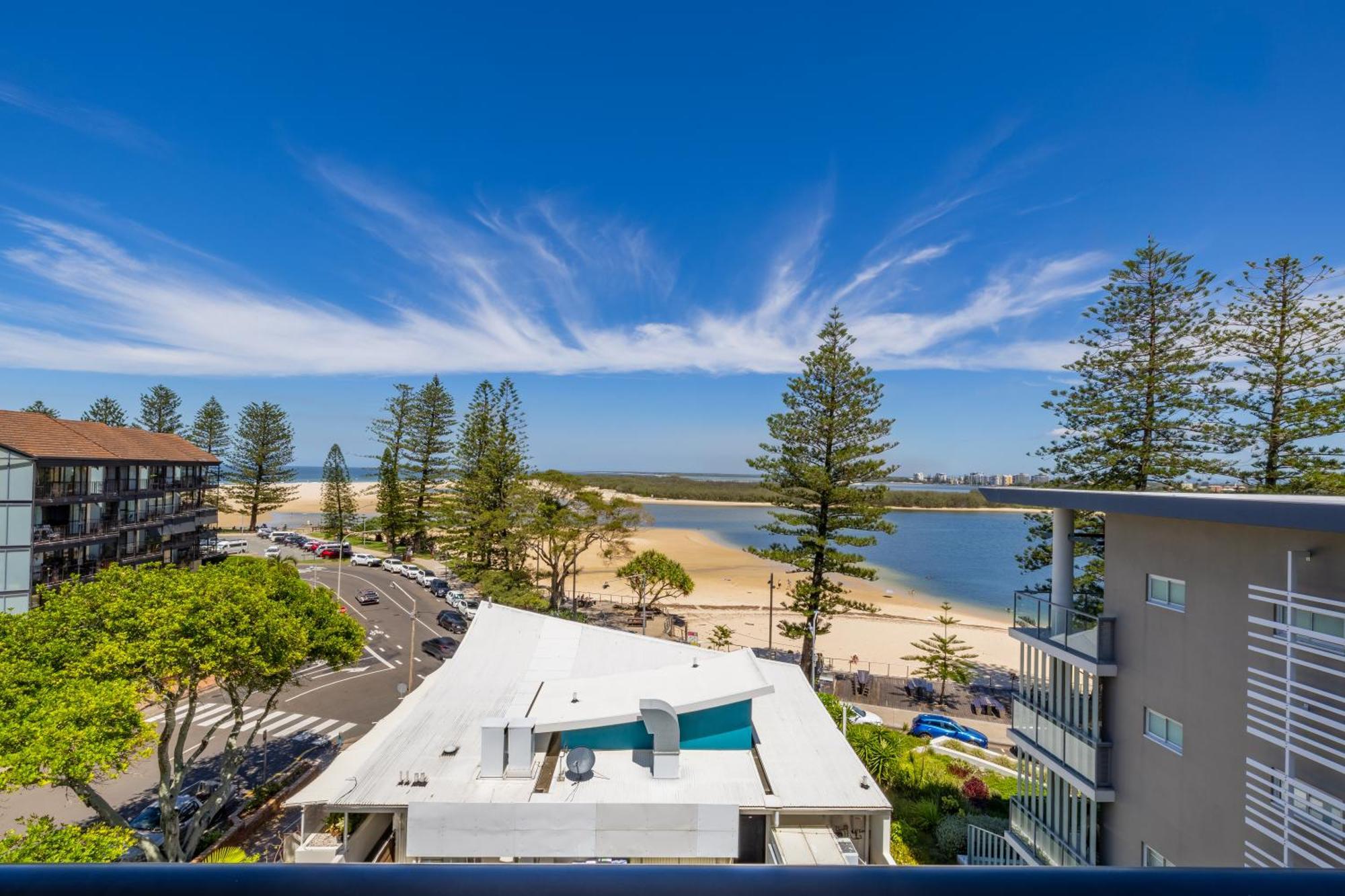 Belaire Place Motel Apartments Caloundra Bagian luar foto