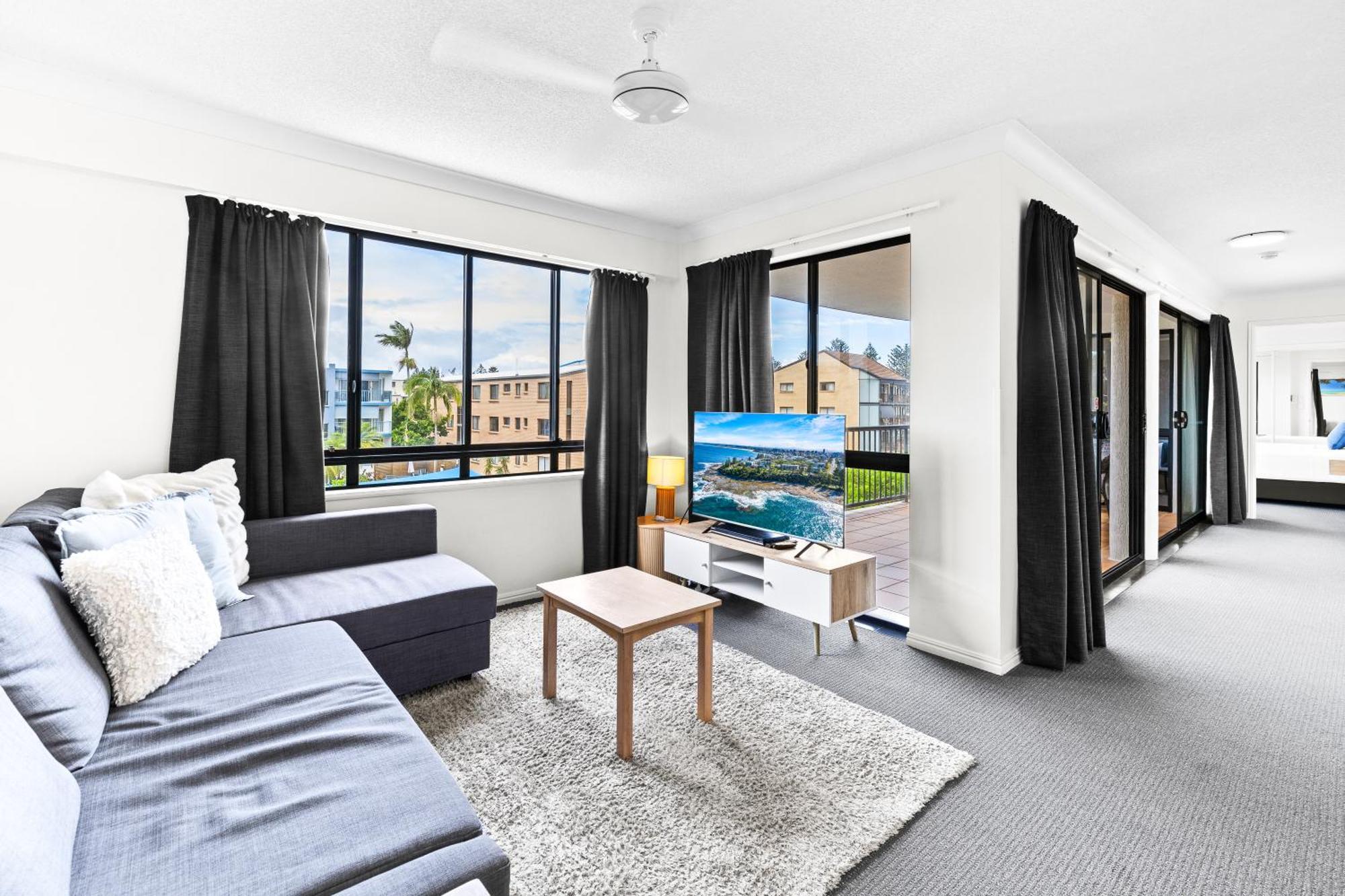 Belaire Place Motel Apartments Caloundra Bagian luar foto