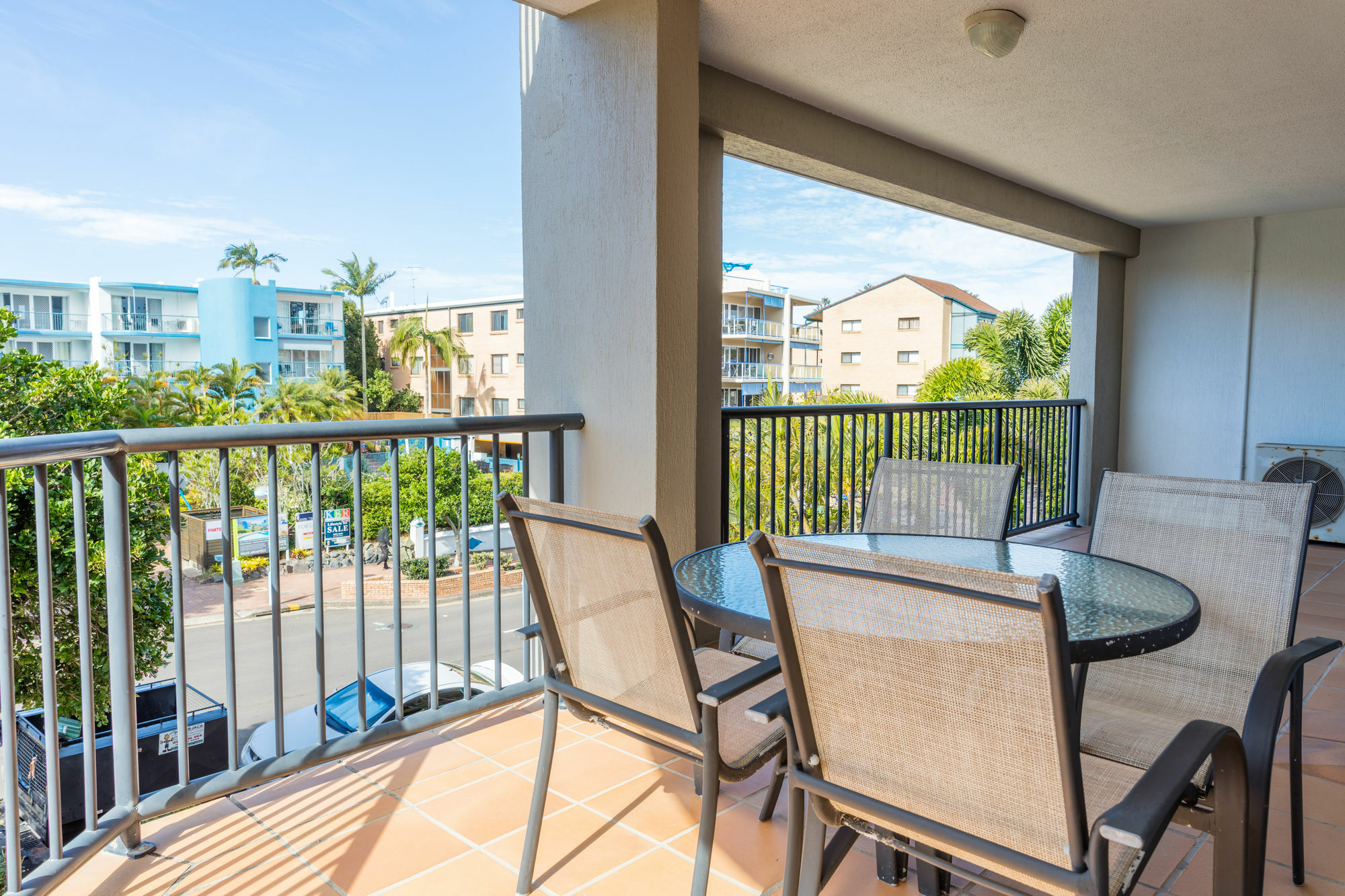 Belaire Place Motel Apartments Caloundra Bagian luar foto