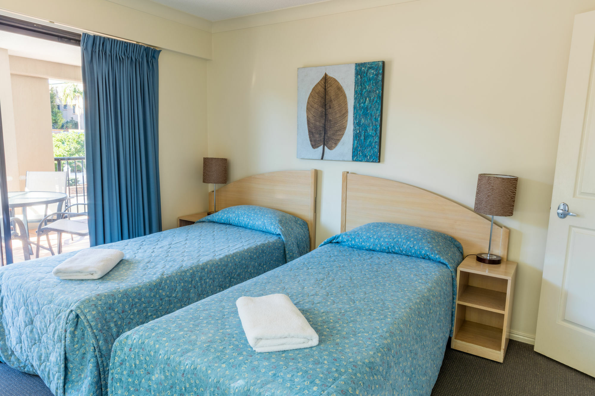 Belaire Place Motel Apartments Caloundra Bagian luar foto